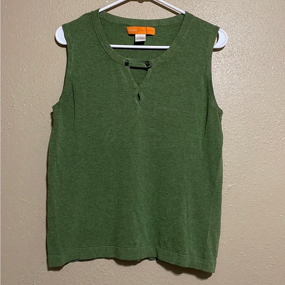 Cynthia Steffe Green Sleeveless Blouse Shirt Women’s L Viscose